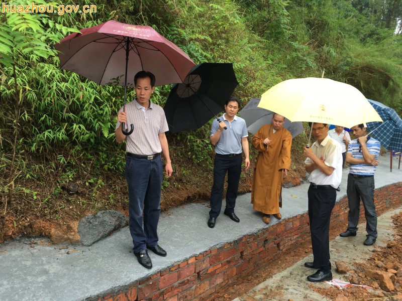 王土瑞到丽岗督导南山寺安全隐患整治工作