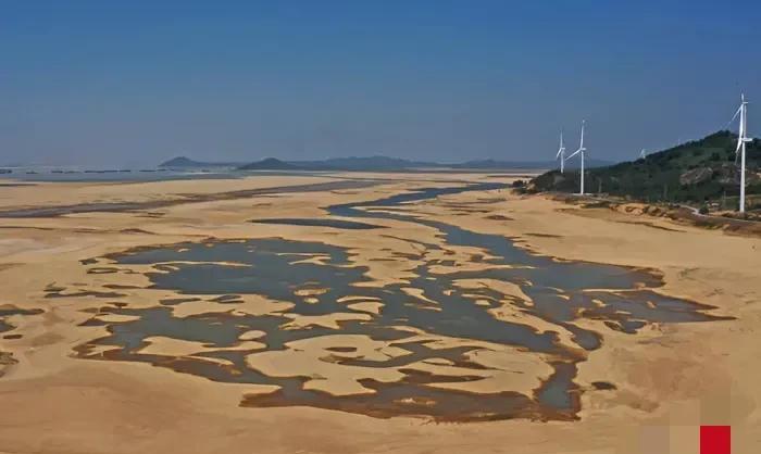 今年湖南湖北江西为什么久不下雨？