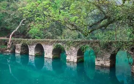 贵州十大旅游景点排名(贵州旅游区景点排名)