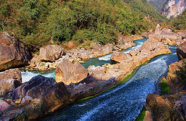 贵州十大旅游景点排名(贵州旅游区景点排名)